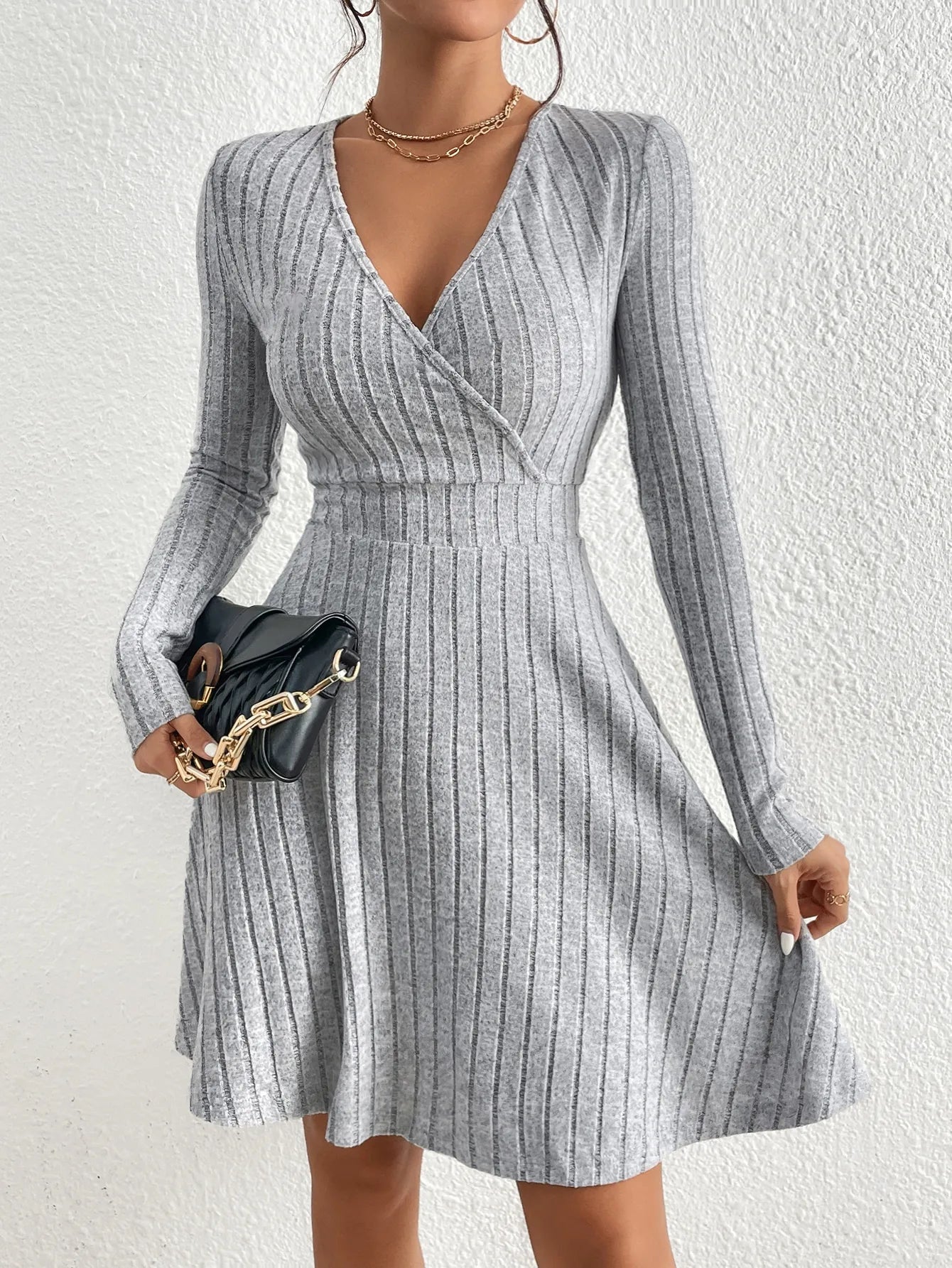 New for autumn/Winter 2024 Women Knit Slim Sexy Bodycon Dress V-Neck Long Sleeve Dress Solid Casual Midi Sweater Dress - Smarsty