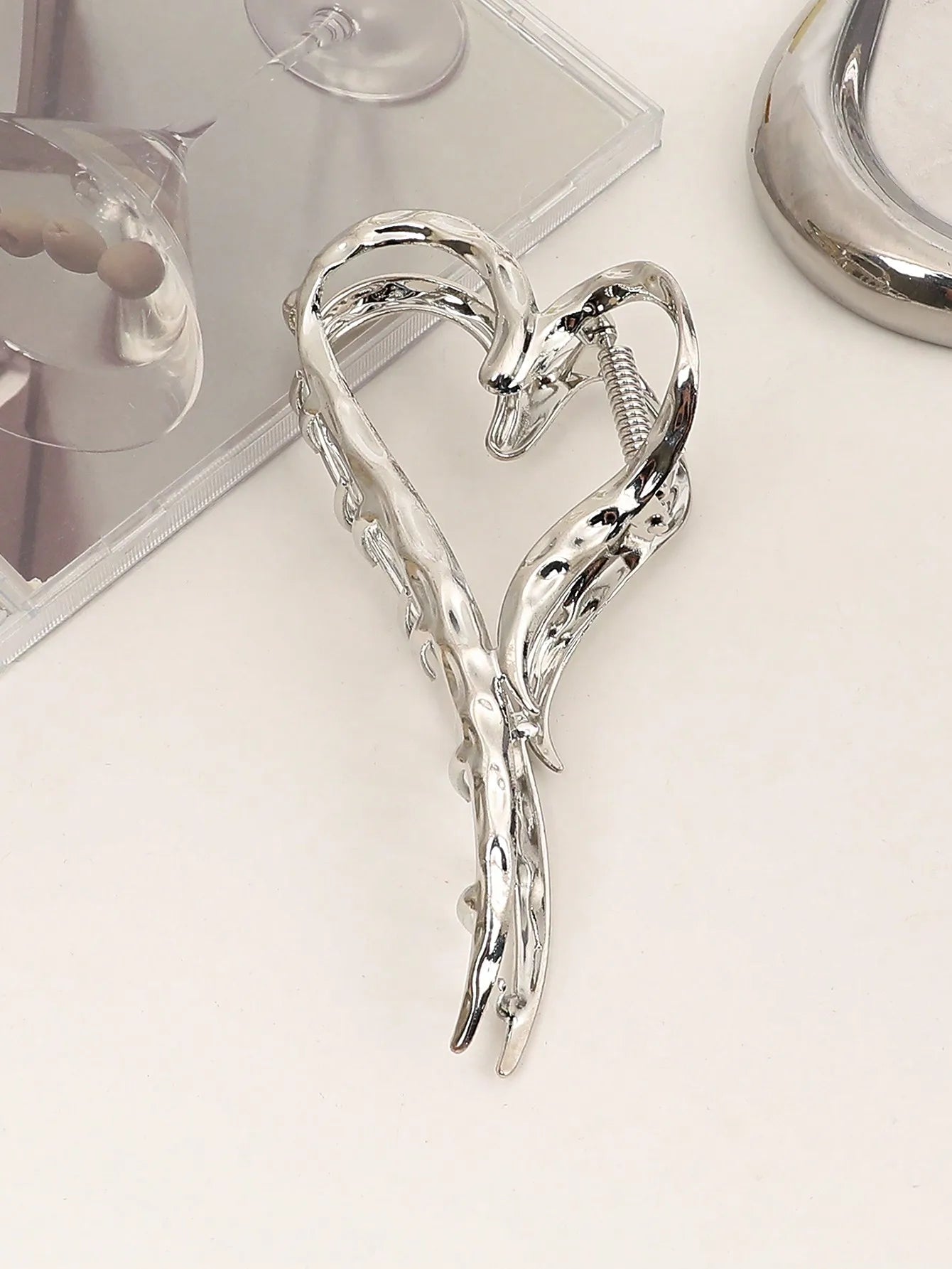 Large Silver Heart Hair Claw Clip Elegant Secure Hold - Smarsty