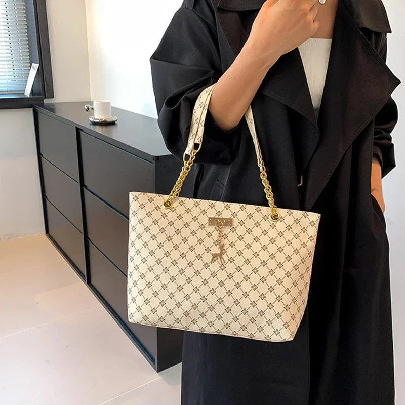 Fashionable Large Capacity PU Leather Tote Shoulder Bag - Smarsty