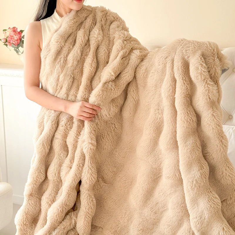 Double-Layer Rabbit Fur Blanket for Comfortable Summer Use - Smarsty