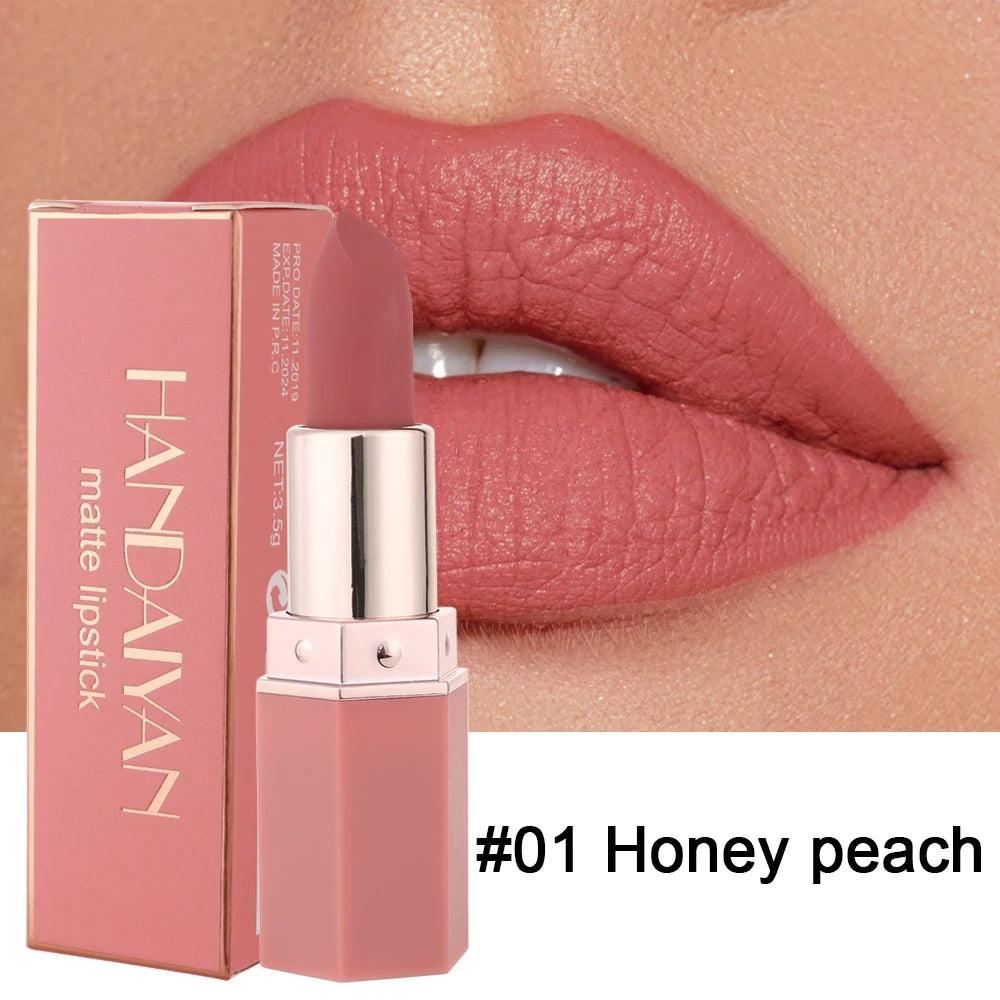 Long-Lasting Matte Lipstick with Velvet Finish - Smarsty