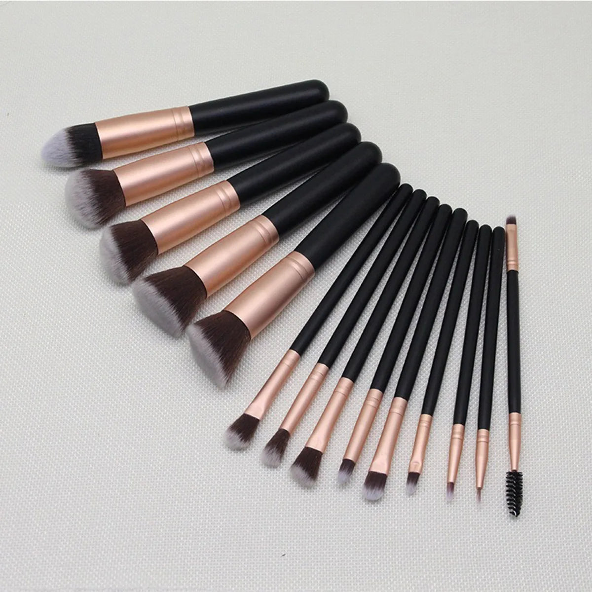 14Pcs Makeup Brush Set for Beginners Soft Bristle Powder Brush Blush Eye Shadow Beauty Tools, Buy 14pcs Brush Get 1 Free Sponge