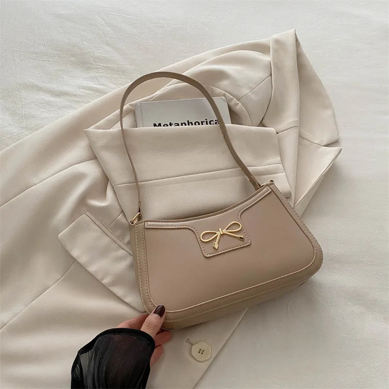 Metal Bow Shoulder Bag For Women With Classic Baguette - Smarsty
