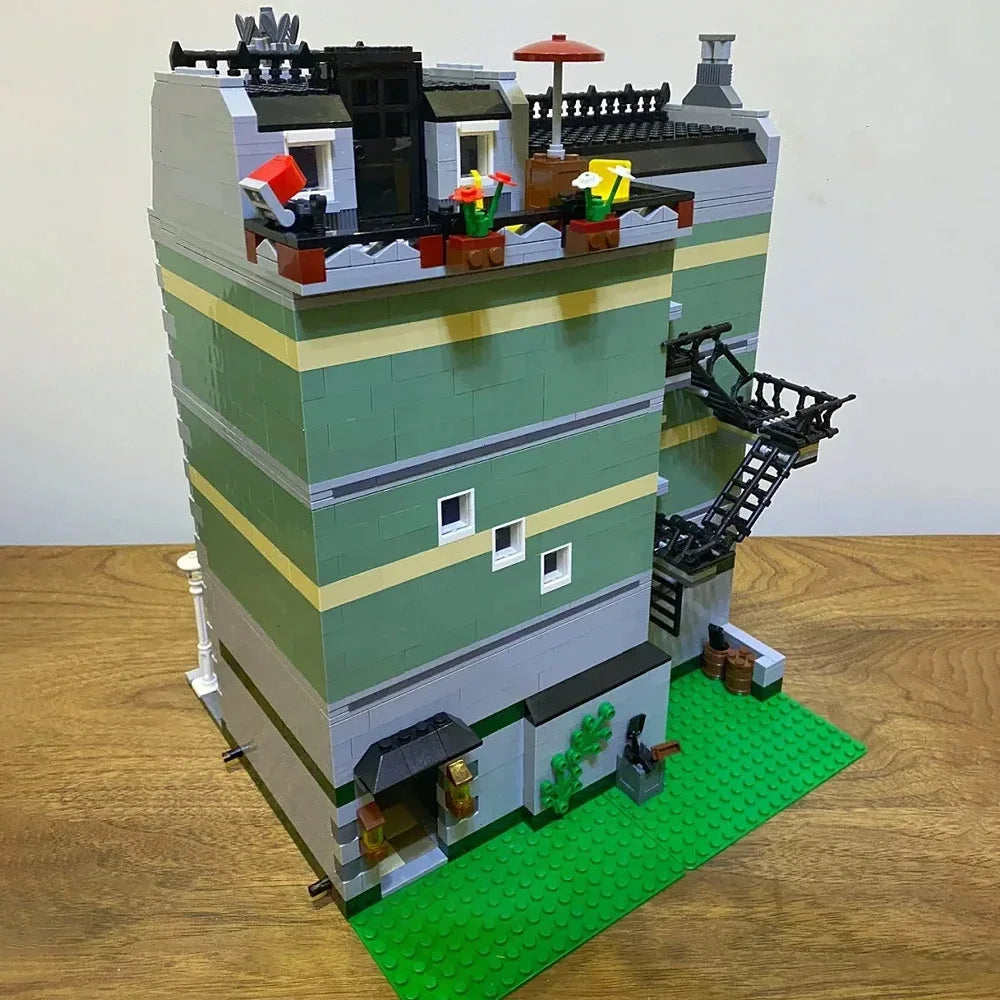 Creative Ideas Compatible 10224 King with figure Street View Building Block Hall Pet shop MOC Bank Christmas gift Adult toys