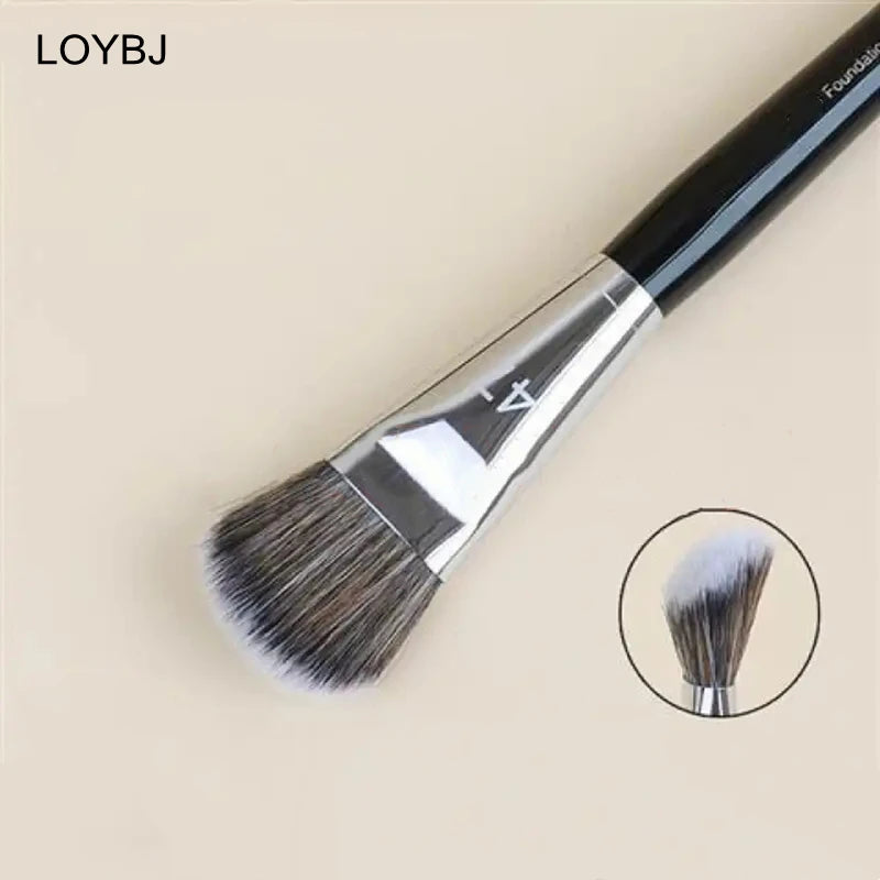 Professional Liquid Foundation Brush for Flawless Makeup - Smarsty