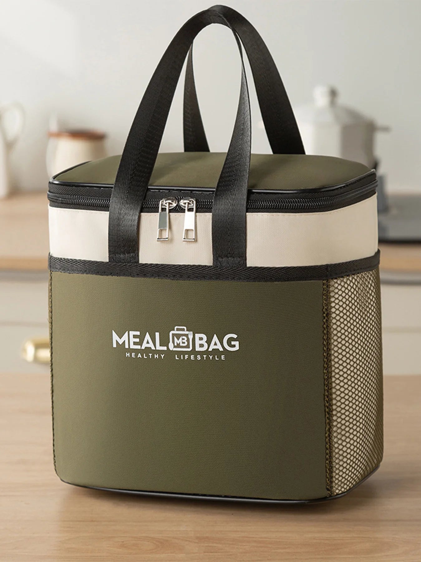 Insulated Lunch Bag With Waterproof Shoulder Strap - Smarsty