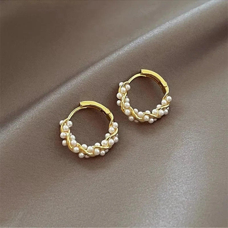 Minimal Geometric Circle Pearl Stud Earrings for Women - Smarsty