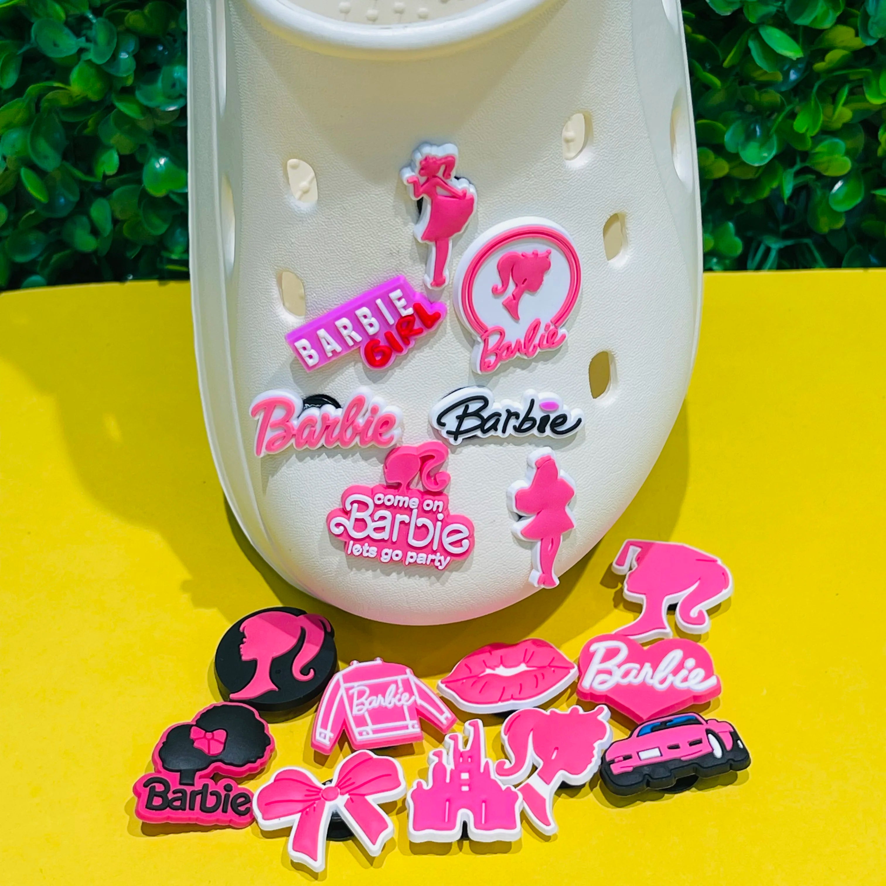 17PCS Cartoon Miniso Disney Barbie Girl Car Coat Bow Lips PVC Shoe Charms For Clog Pins Children Adorable Decoration Party Gift