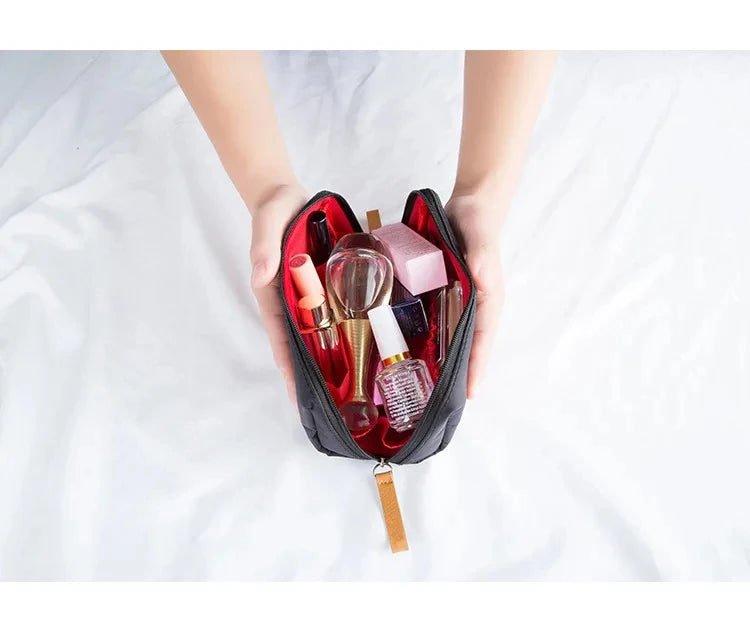 2024 New Women Cosmetic Bag Solid Color Korean Style Makeup Bag Pouch Toiletry Bag Waterproof Makeup Organizer Case Luxury Bag - Smarsty