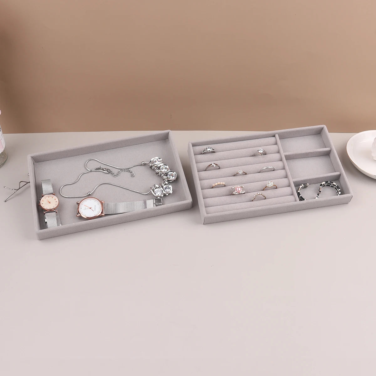 Velvet Jewelry Organizer Box for Rings and Necklaces - Smarsty