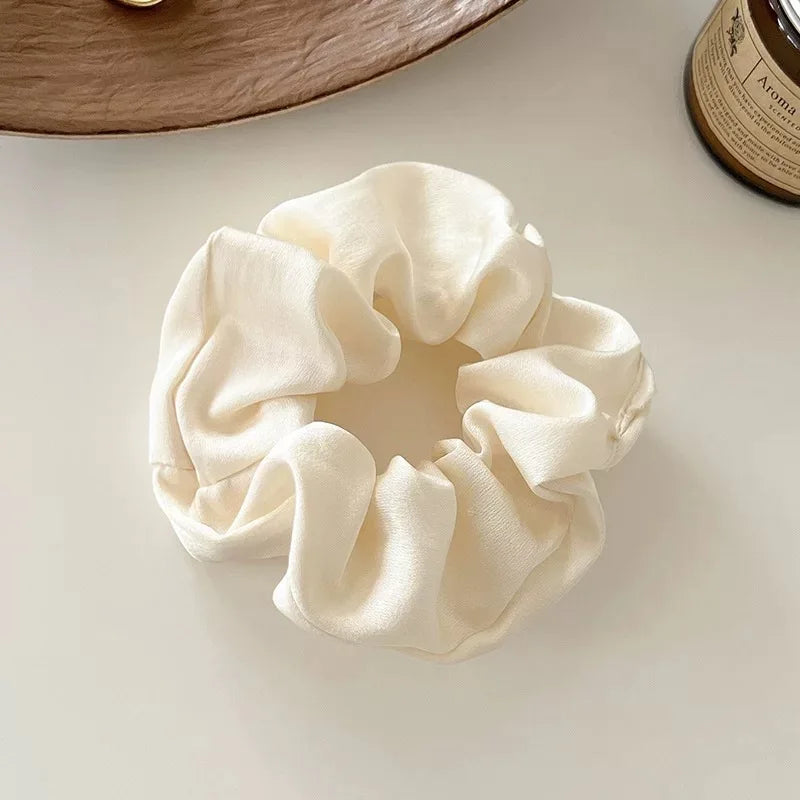 Silk Scrunchies No Crease Hair Ties For All Hair Types - Smarsty