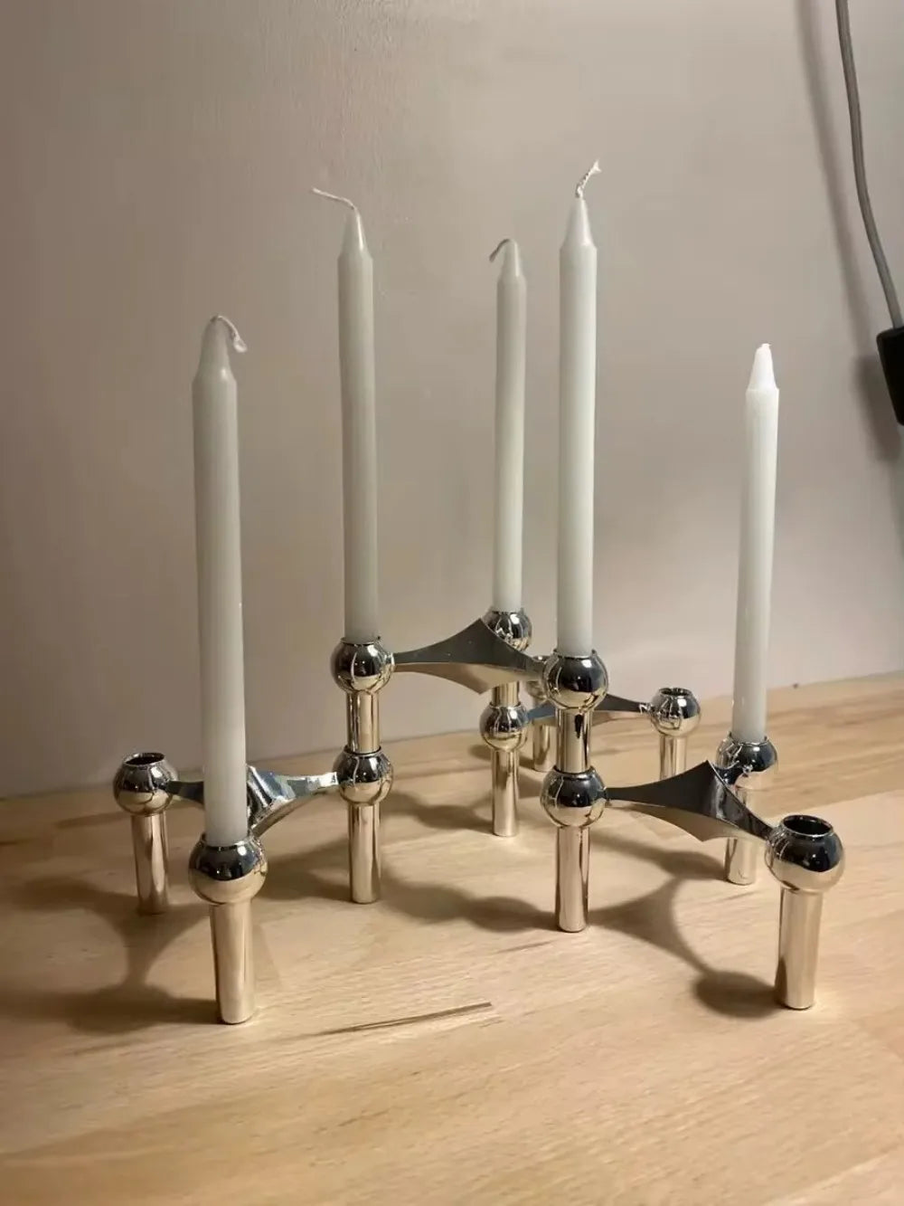 Metal Molecular Structure Candle Holder for Modern Home Decor - Smarsty