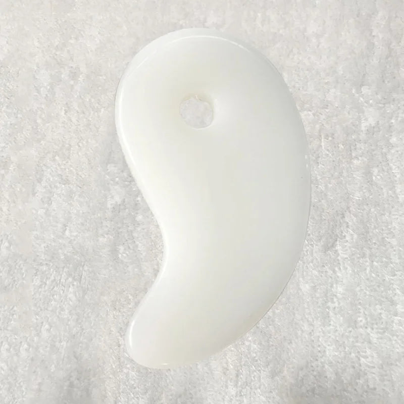 Heart Shape Beeswax Gua Sha Scraper for Relaxing Face Massage - Smarsty