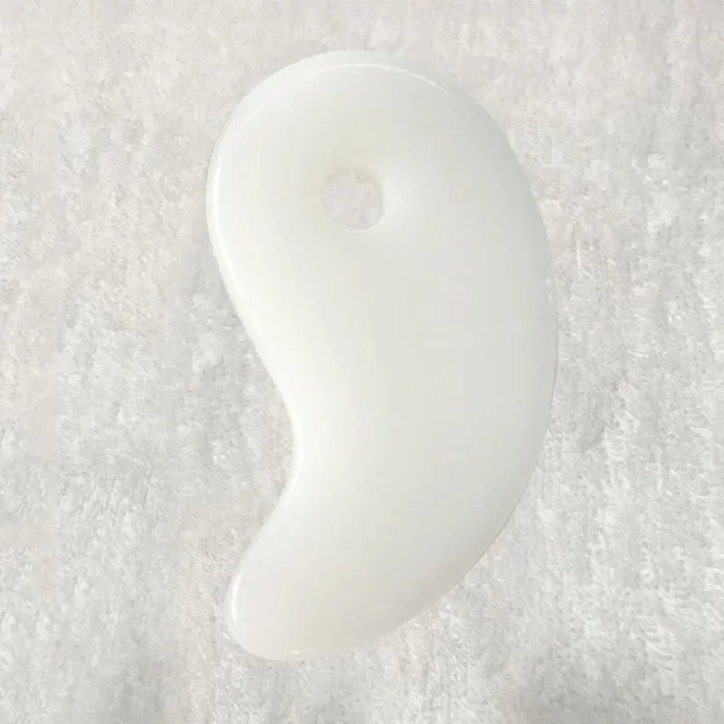 Heart Shape Beeswax Gua Sha Scraper for Relaxing Face Massage - Smarsty