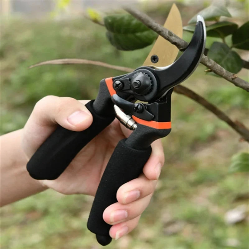 Durable Multifunctional Pruning Shears for Effortless Cutting - Smarsty