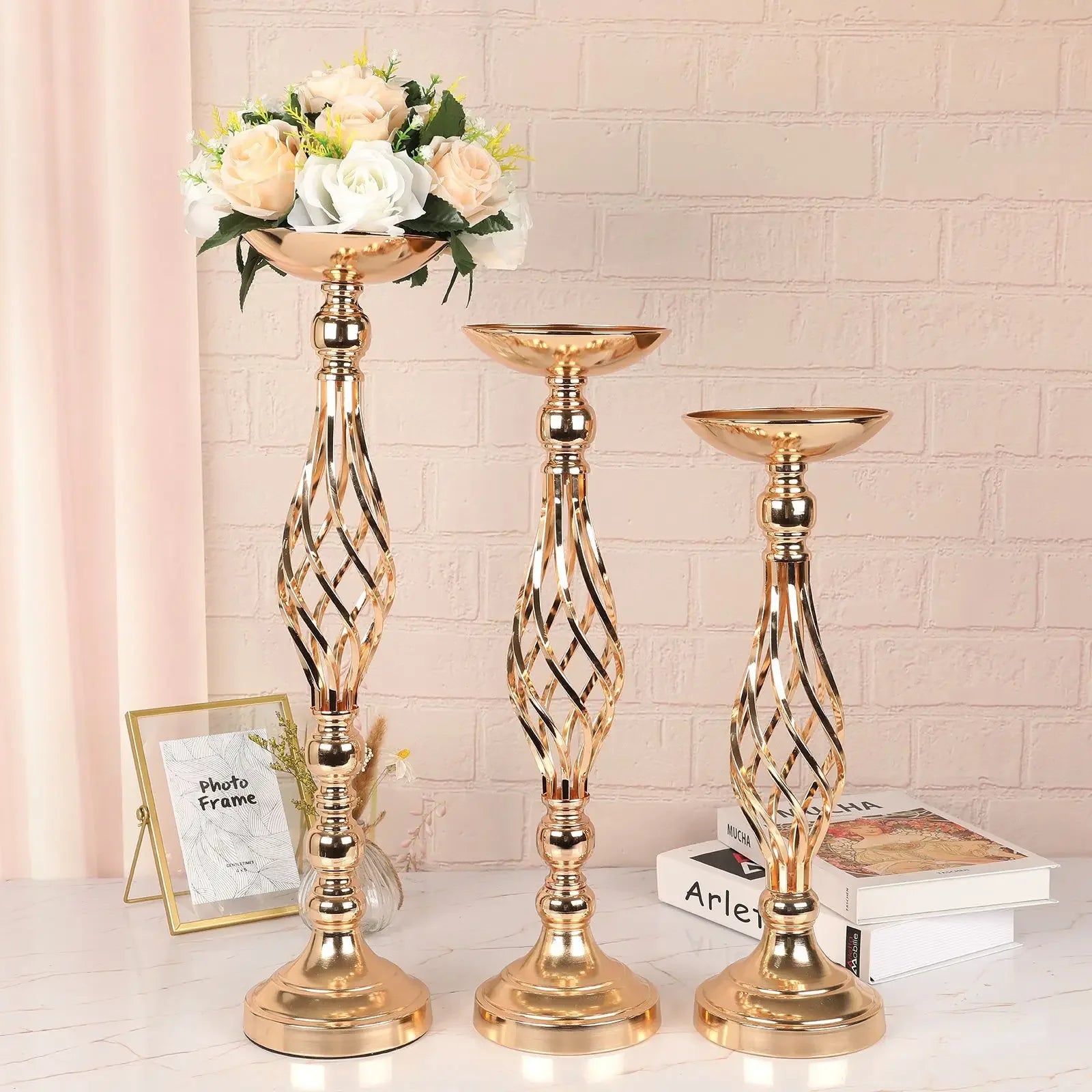 Golden Iron Candle Holder for Elegant Wedding Decor - Smarsty