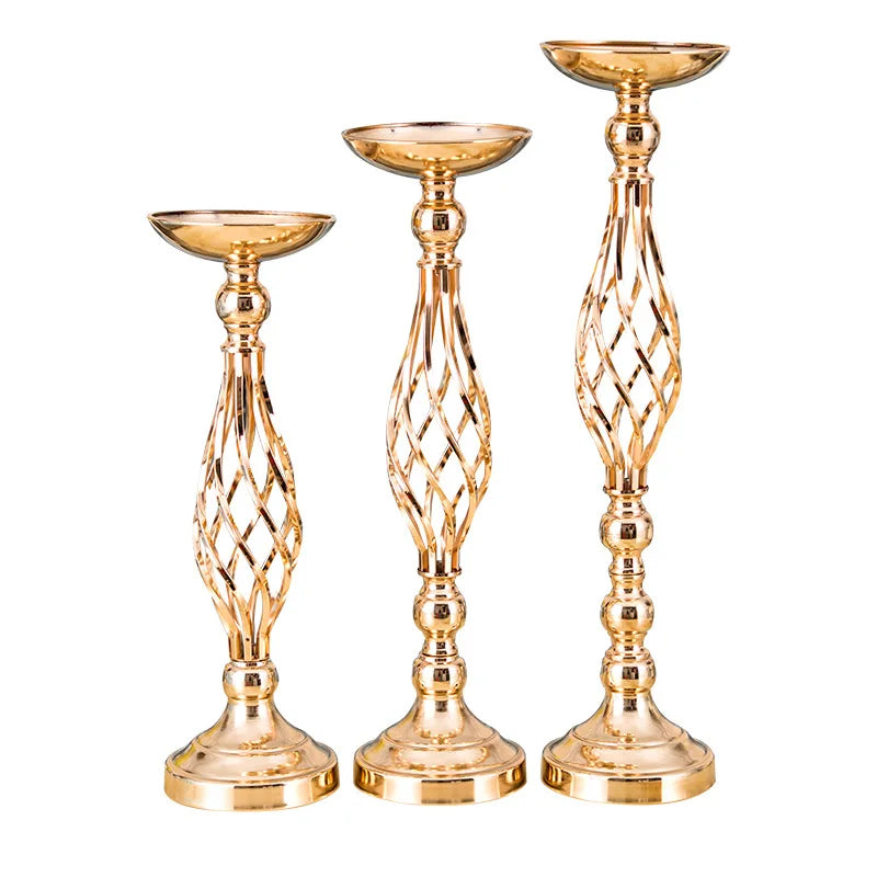 Golden Iron Candle Holder for Elegant Wedding Decor - Smarsty