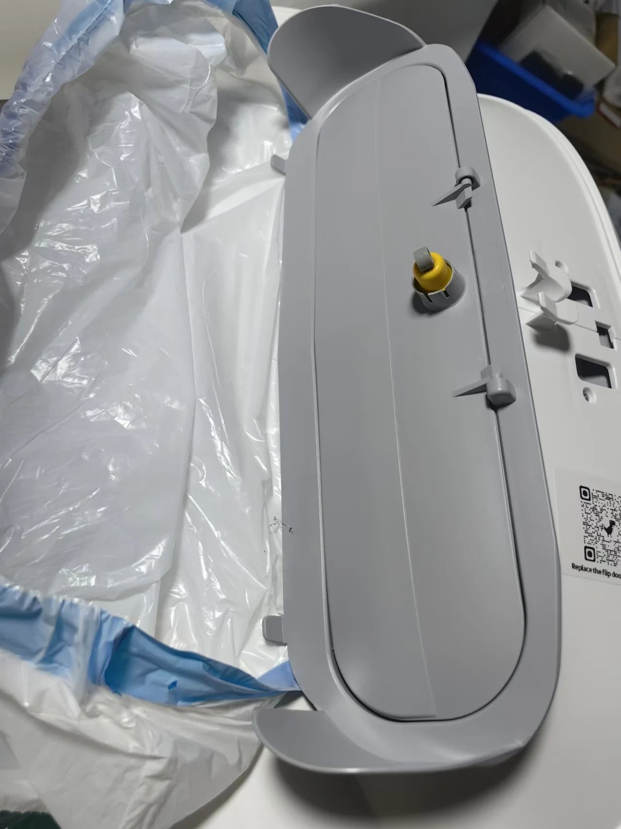 Automatic Cat Litter Box Accessories with Easy Cleanup - Smarsty