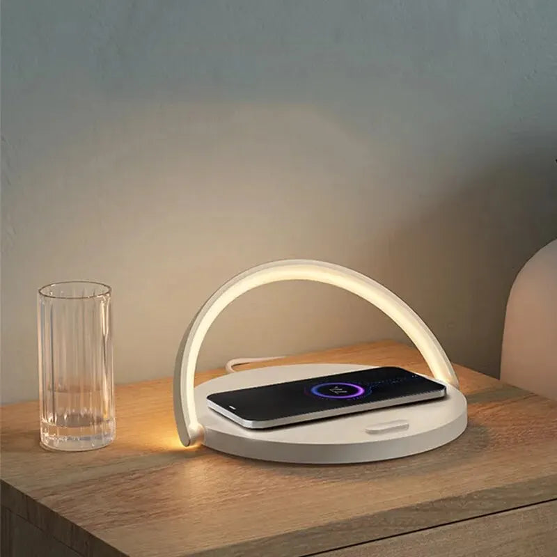 Desk Lamp & Wireless Phone Charger - Smarsty