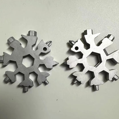 1/2 Snowflake Multi Functional Tool Silver, Durable Structure, Multi Functional Small Tool, Suitable for Camping and Home Use