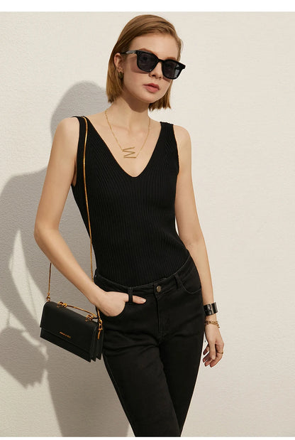 Amii Minimalism Summer New Women's Camisole Tops Office Lady Solid V-neck Sexy Slim Vest Girls Tank Streetwear Tops 12321058