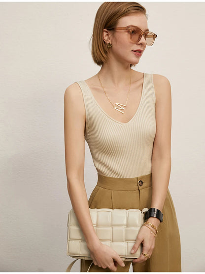 Amii Minimalism Summer New Women's Camisole Tops Office Lady Solid V-neck Sexy Slim Vest Girls Tank Streetwear Tops 12321058