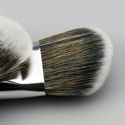 Professional Liquid Foundation Brush for Flawless Makeup - Smarsty