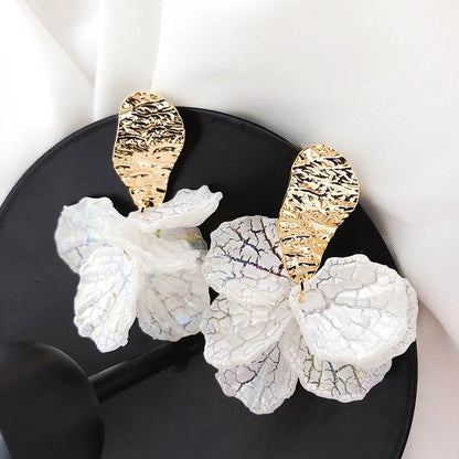Korean White Shell Flower Drop Earrings for Women Fashion - Smarsty
