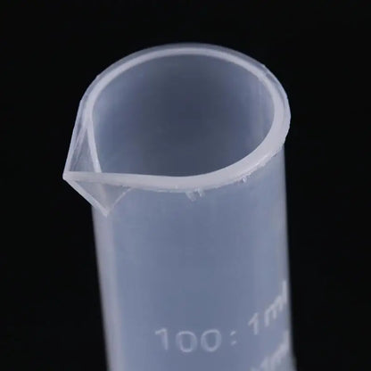 Transparent Plastic Graduated Cylinder for Accurate Liquid Measurement - Smarsty