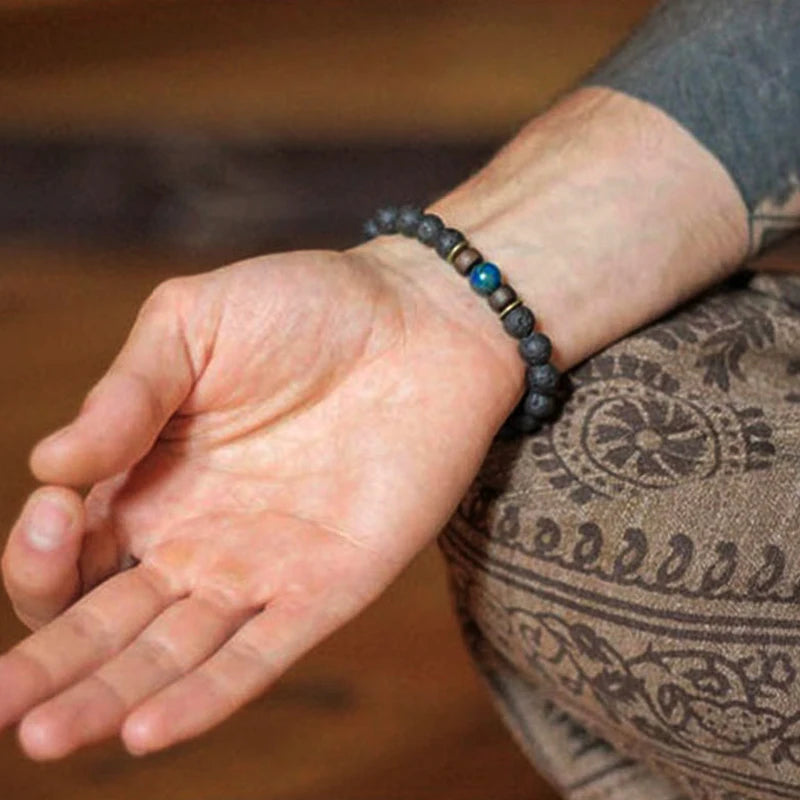 Volcanic Stone Bracelet for Men with Mood Tracking Feature - Smarsty