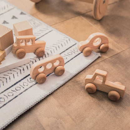 Wooden Baby Car Toys Beech Wooden Dinosaur Cartoon Car Teether Educational Montessori Toys For Children Teething Baby Toys