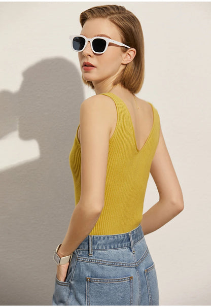 Amii Minimalism Summer New Women's Camisole Tops Office Lady Solid V-neck Sexy Slim Vest Girls Tank Streetwear Tops 12321058