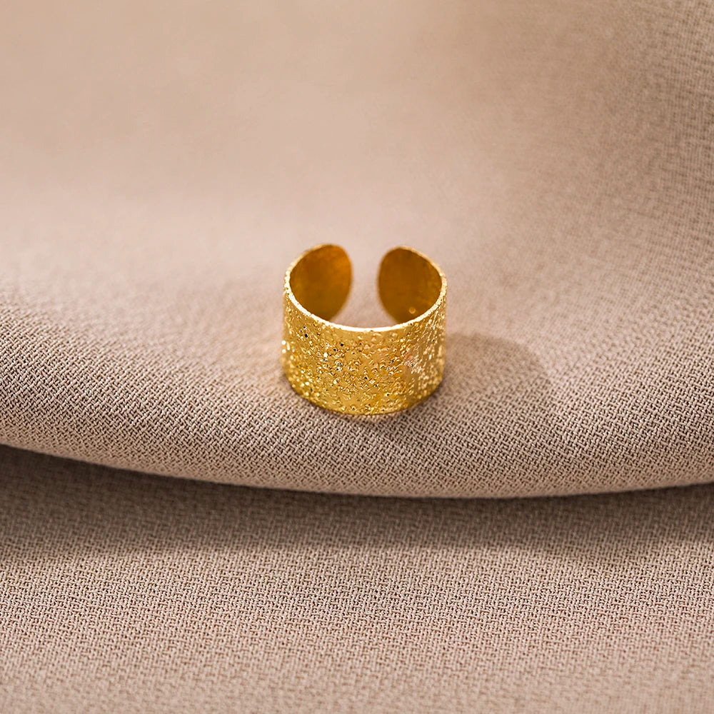 Vintage Gold Leaf Ear Cuff Non Piercing Clip Earrings - Smarsty