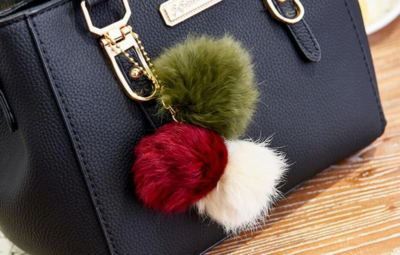 Women Beaded Pendant PU Shoulder Bag With Tassel Charm - Smarsty