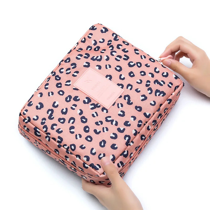 High Capacity Outdoor Makeup Bag Waterproof Organizer - Smarsty