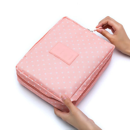 High Capacity Outdoor Makeup Bag Waterproof Organizer - Smarsty