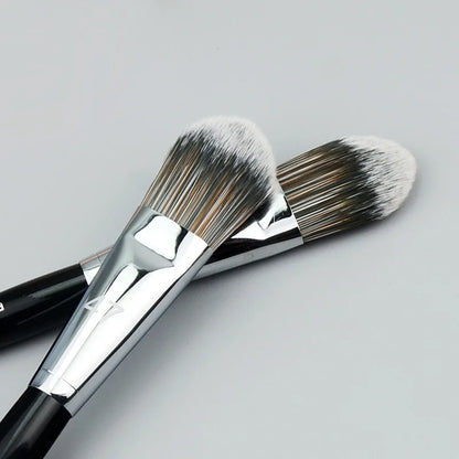 Professional Liquid Foundation Brush for Flawless Makeup - Smarsty