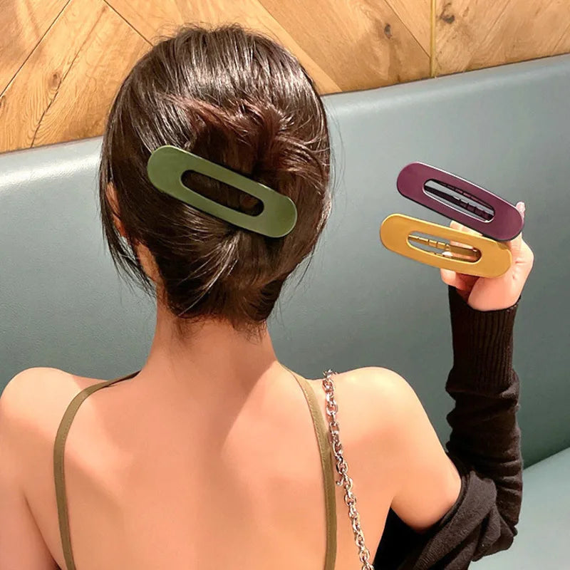 Korean Frosted Large Hair Clips for Stylish Hold - Smarsty
