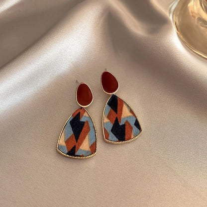 Vintage Pearl Stud Earrings For Women Elegant Retro Chic - Smarsty