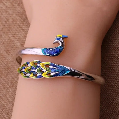 Twisted Stainless Steel Cuff Bracelet Durable Fashion Jewelry - Smarsty