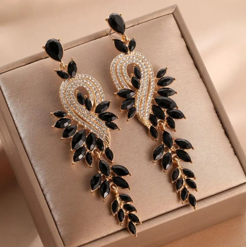 Trendy Long Tassel Leaf Earrings for Unique Holiday Style - Smarsty