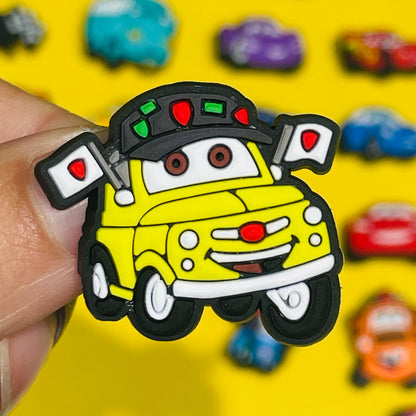 1Pcs Mix Cars Luigi Ramone Lightning McQueen PVC Shoe Charms Kids Popular Buckle Decorations Fit Birthday Gifts