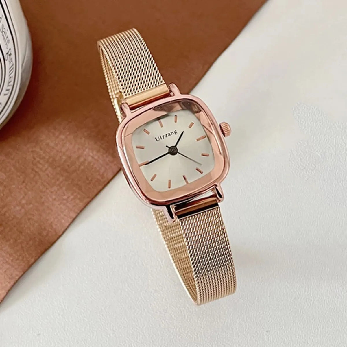 Fashion Women Small Dial Quartz Watch with Mesh Strap - Smarsty