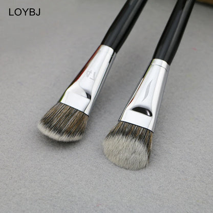 Professional Liquid Foundation Brush for Flawless Makeup - Smarsty