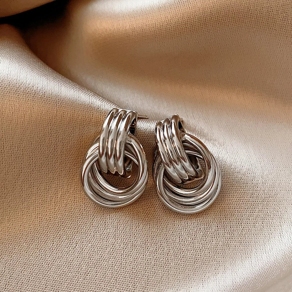 Geometric Striped Large Ear Buckle Earrings for Women - Smarsty