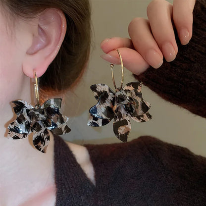 Women's Pearl Petal Ball Earrings for Stylish Party Looks - Smarsty