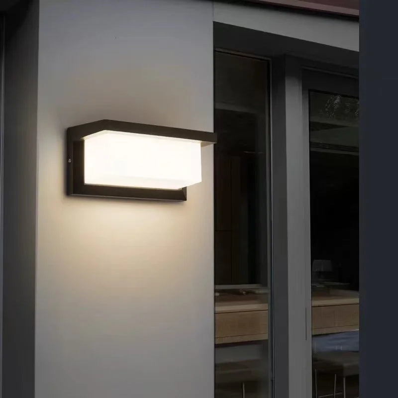 LED Outdoor Wall Light with PIR Motion Sensor - Smarsty