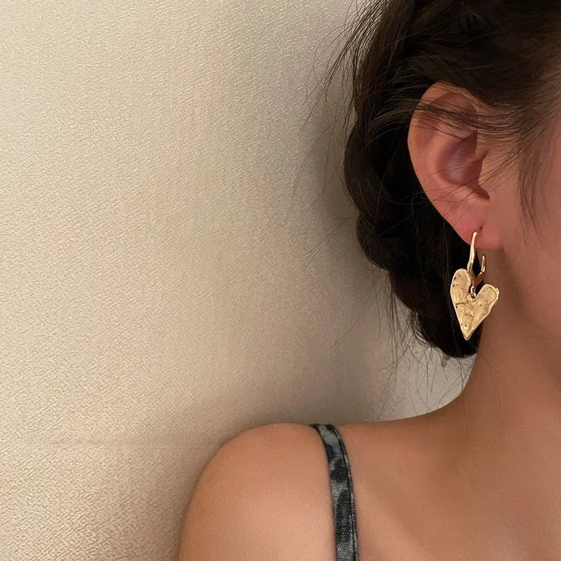 Baroque Heart Tassel Drop Earrings for Fashionable Women - Smarsty
