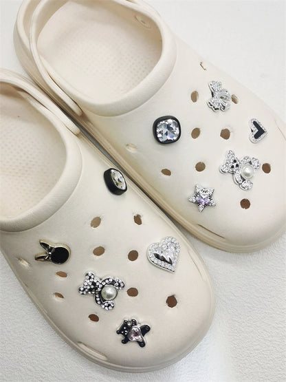 10PCS Shoe Charms ABS Bow Decorations For Sandals Luxury Rhinestone Bear Design Accessories 2024 Women Diy Bling Clog Ornaments