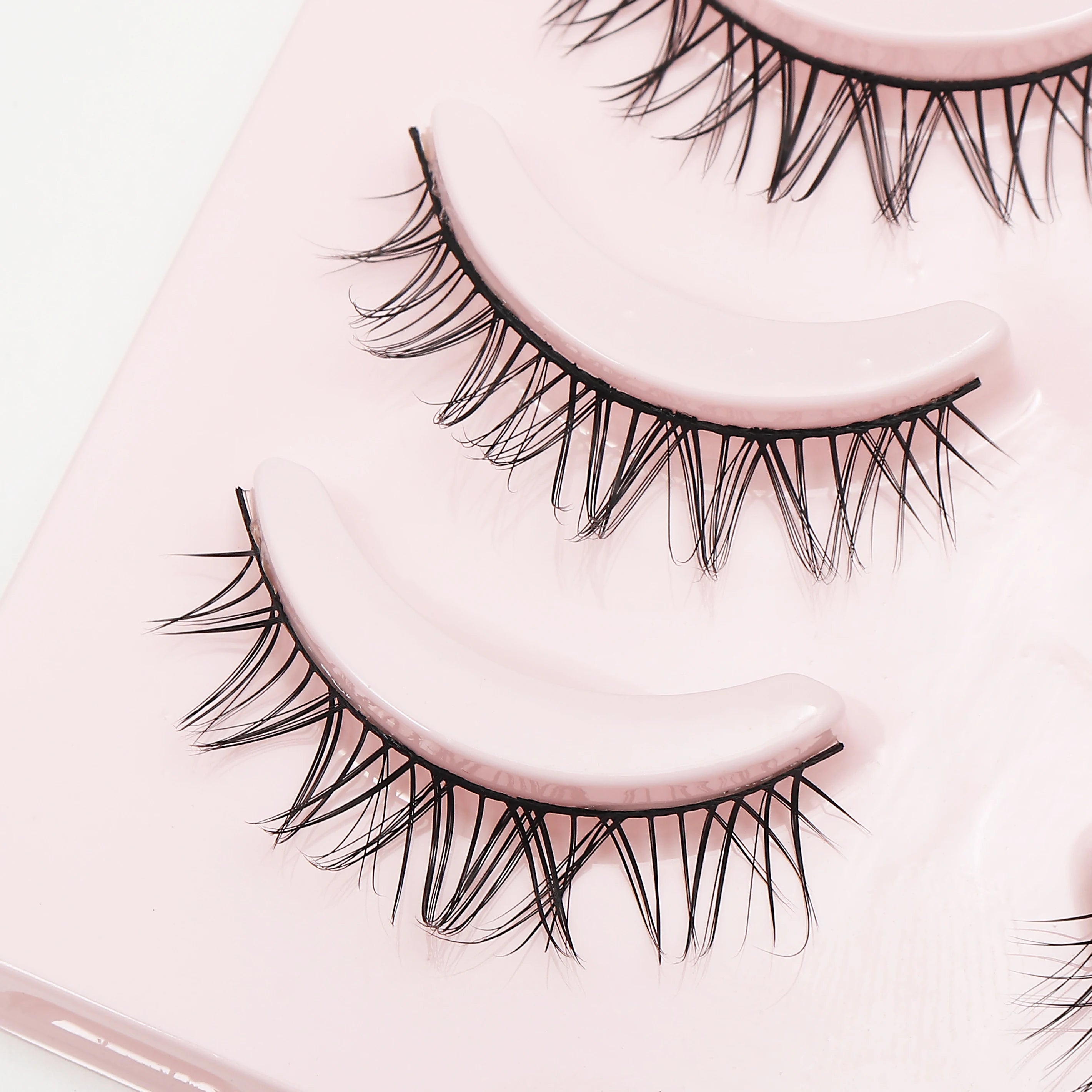 DINGSEN Anime Lashes Natural Look for Daily Makeup - Smarsty